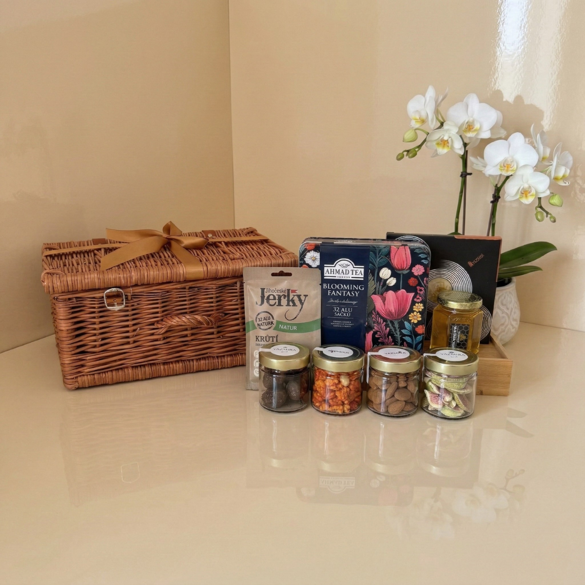 Exclusive Gift Hamper M – Jubilee