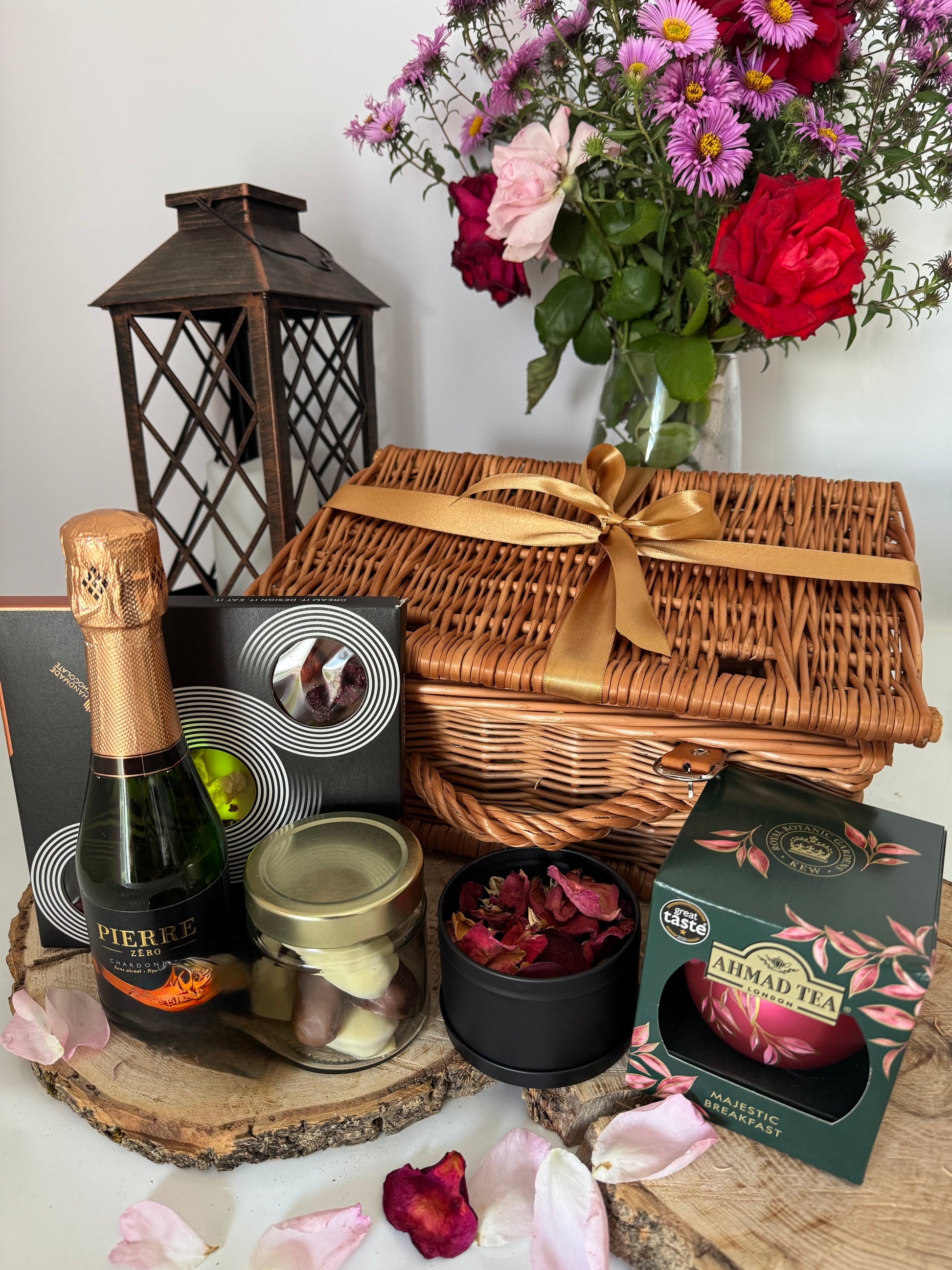 Gift Basket S - Romantic - Non-alcoholic