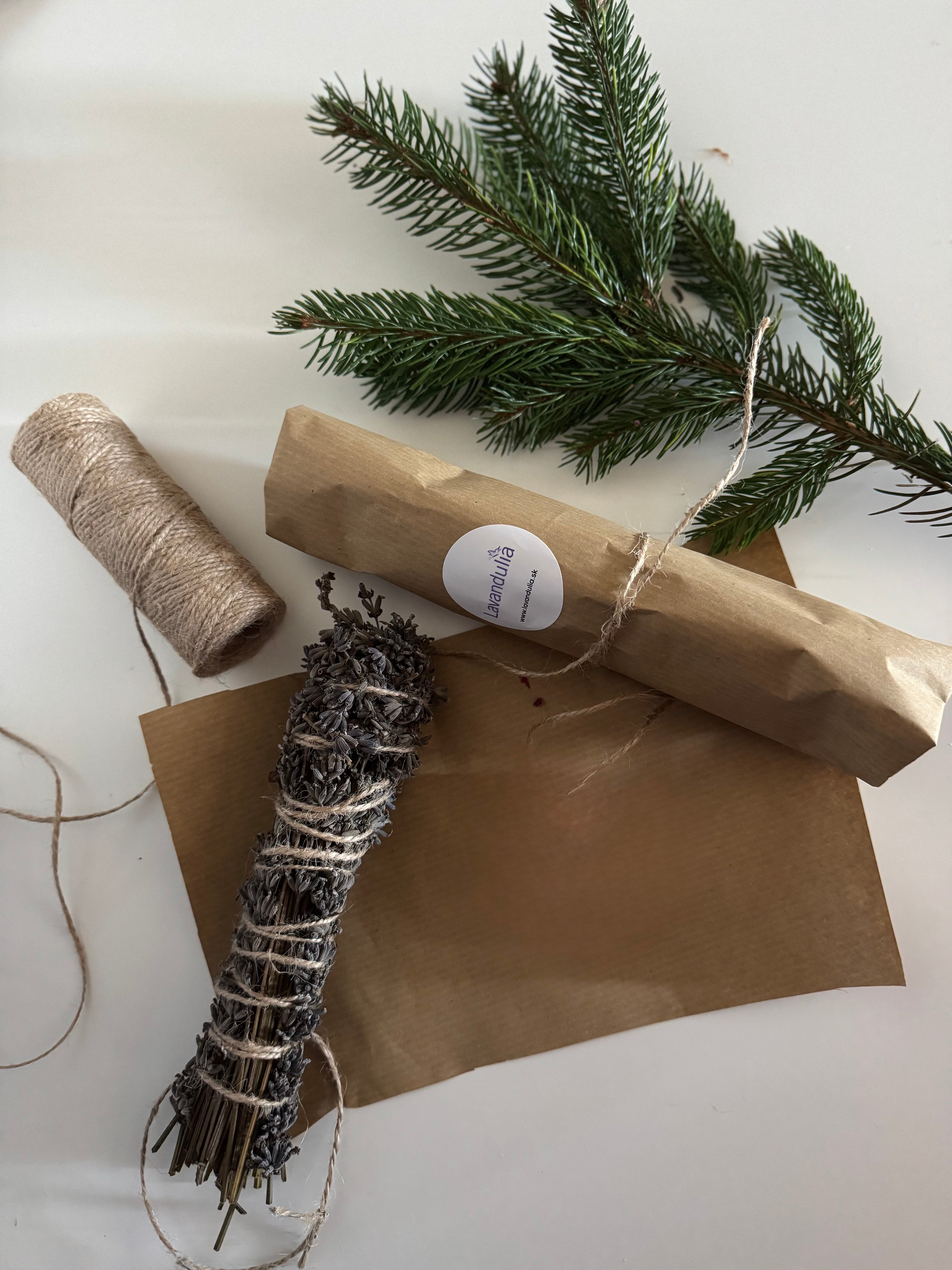 Levandulový svazek – přírodní vykouřovadlo